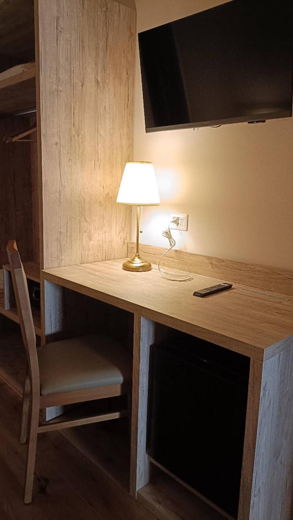 Guesthouse Central Station Group - Via Ponte Seveso 18 Милан Экстерьер фото